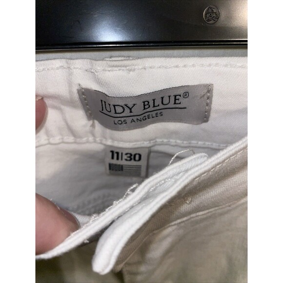 Judy Blue Women’s Distressed Jeans Size 11 30x26 White Party Going Out Skinny - Picture 2 of 12